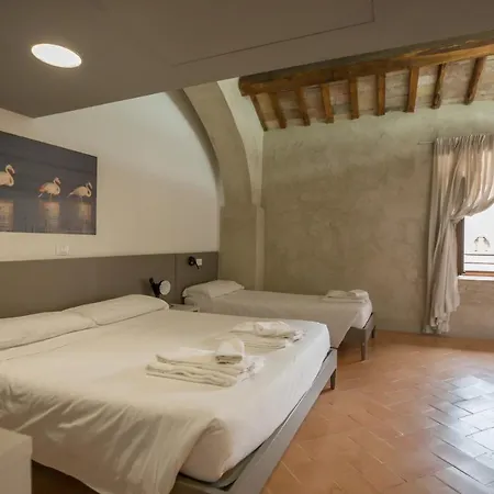 Del Castello Di Hostel Santa Severa