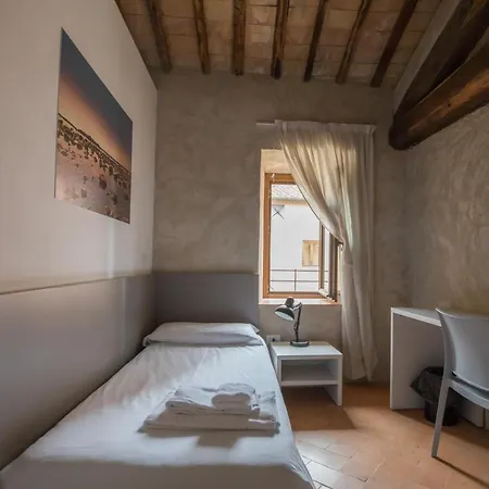 Hostel Del Castello Di