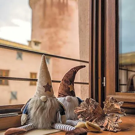 Del Castello Di * Санта-Севера