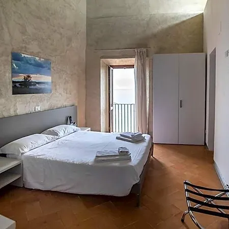 Del Castello Di *